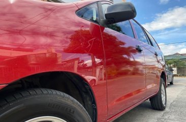 Selling Red Toyota Innova 2012 in Quezon City