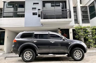 Selling Grey Mitsubishi Montero 2011 in Quezon City