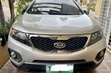 Pearl White Kia Sorento 2012 for sale in Automatic