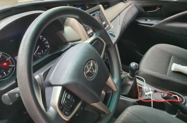 Red Toyota Innova 2018 for sale in Quezon City