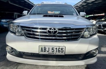 Selling White Toyota Fortuner 2015 in Las Piñas