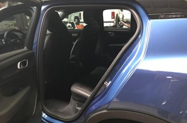 Blue Volvo XC40 2018 for sale in Automatic