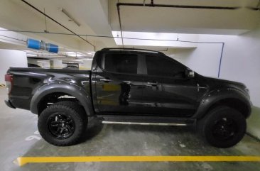 Selling Black Ford Ranger 2020 in Makati