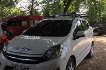 Sell White 2016 Toyota Wigo in Minglanilla