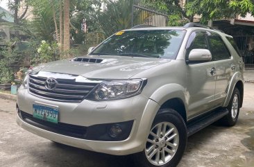 Pearl White Toyota Fortuner 2014 for sale in Valenzuela