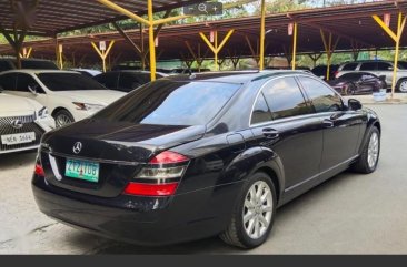 Selling Black Mercedes-Benz 320 2009 in Pasig