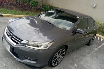 Selling Grey Honda Accord 2014 in Las Piñas