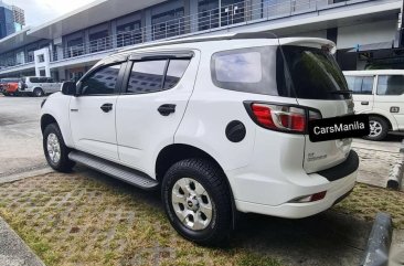 Selling Pearl White Chevrolet Trailblazer 2019 in Parañaque