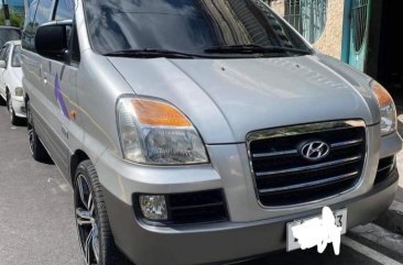 Selling Silver Hyundai Starex 2007  in Marikina