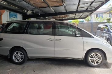 Selling Silver Toyota Previa 2005 in Quezon City