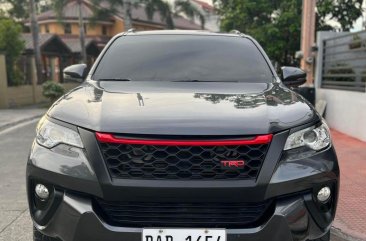 Selling Grey Toyota Fortuner 2018 in Quezon