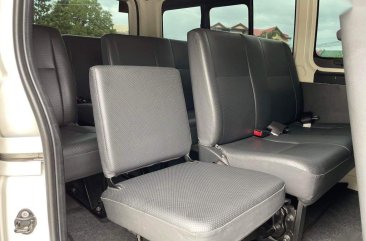 White Toyota Hiace 2019 for sale in Paranaque 