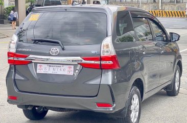 Selling Silver Toyota Avanza 2021 in Parañaque