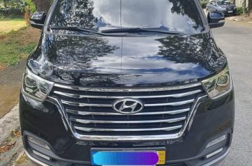 Selling Black Hyundai Starex 2019 in Quezon