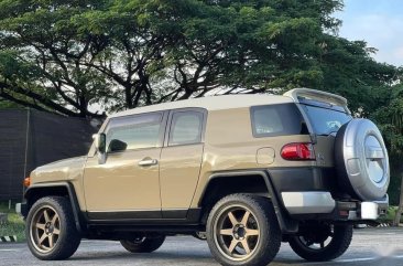 Selling Beige Toyota FJ Cruiser 2014 in Las Piñas