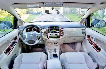 Selling Silver Toyota Innova 2015 in Bacolor