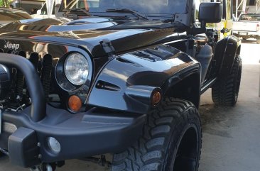 Selling Black Jeep Wrangler Rubicon 2011 in Cainta