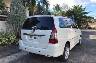 Selling Pearl White Toyota Innova 2012 in Quezon