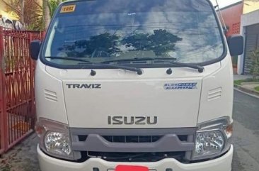 White Isuzu Traviz 2021 for sale in Carmona