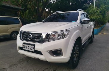 Pearl White Nissan Navara 2020 for sale in Quezon 