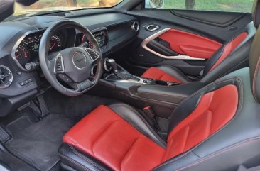 White Chevrolet Camaro 2017 for sale in Las Piñas