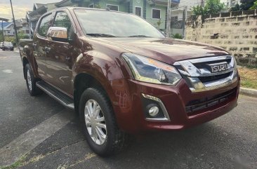 Red Isuzu D-Max 2018 for sale in Quezon 