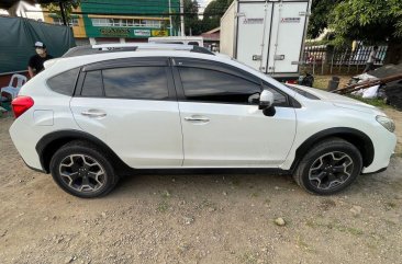 Selling Pearl White Subaru Xv 2014 in Manila