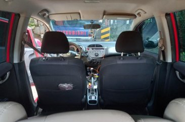 Red Honda Jazz 2009 for sale in Pila