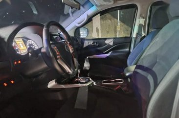 Pearl White Nissan Navara 2020 for sale in Automatic