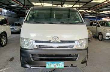 Sell White 2013 Toyota Hiace in Las Piñas