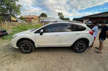 Selling Pearl White Subaru Xv 2014 in Manila