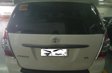 Selling White Toyota Innova 2015 in Marikina