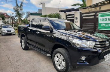 Selling Black Toyota Hilux 2017 in Marikina