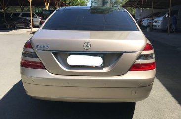 Pearl White Mercedes-Benz S-Class 2008 for sale in Pasig