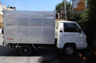 Sell White 2017 Mitsubishi L300 in Quezon City