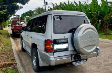 Selling Pearl White Mitsubishi Pajero 2004 in Davao