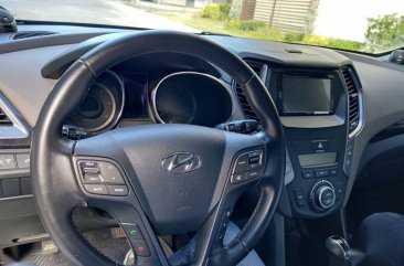 Sell White 2014 Hyundai Santa Fe in Angeles