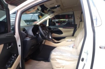 Selling White Toyota Alphard 2016 in Manila