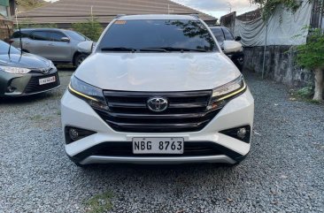 Selling Pearwhite Toyota Rush 2019 in Quezon City