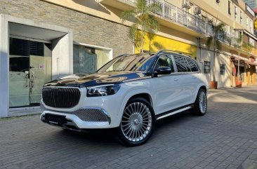 Selling Black and White Mercedes-Benz GLS600 2022 in Makati