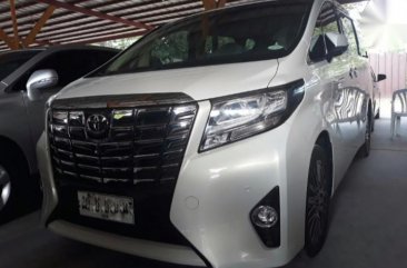 Selling White Toyota Alphard 2016 in Manila