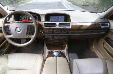 White BMW 730Li 2005 for sale in Quezon City