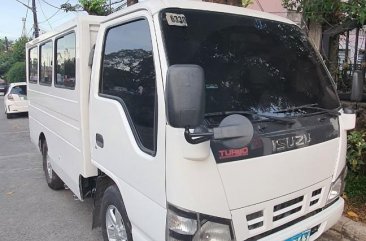 Selling White Isuzu NHR 2013 in Quezon 