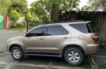 Sell Grey 2010 Toyota Fortuner in Quezon City