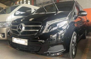 Selling Black Mercedes-Benz V-Class 2018 in San Mateo