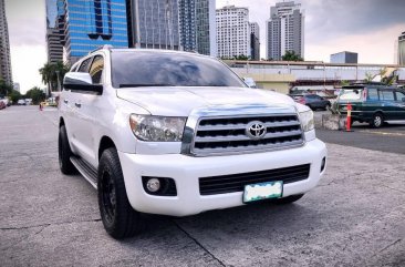 White Toyota Sequoia 2010 for sale in Pasig