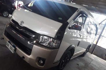 Selling Pearl White Toyota Grandia 2018 in Pasig