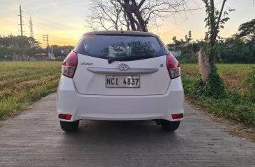 Selling White Toyota Yaris 2017 in Plaridel