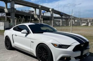 Selling White Ford Mustang 2016 in Pasay