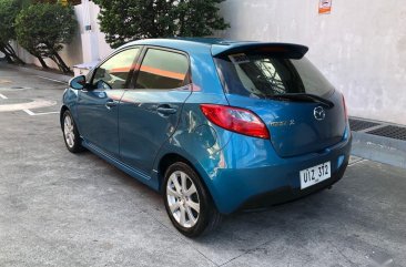 Selling Blue Mazda 2 Hatchback 2012 in Quezon City